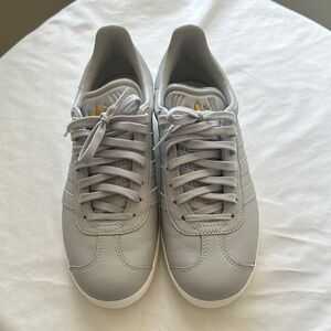 Adidas Gazelle Sneakers Size 6.5